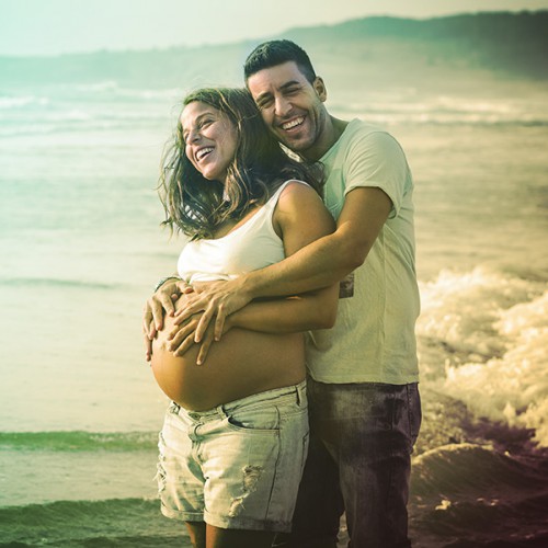 grad beach couple square